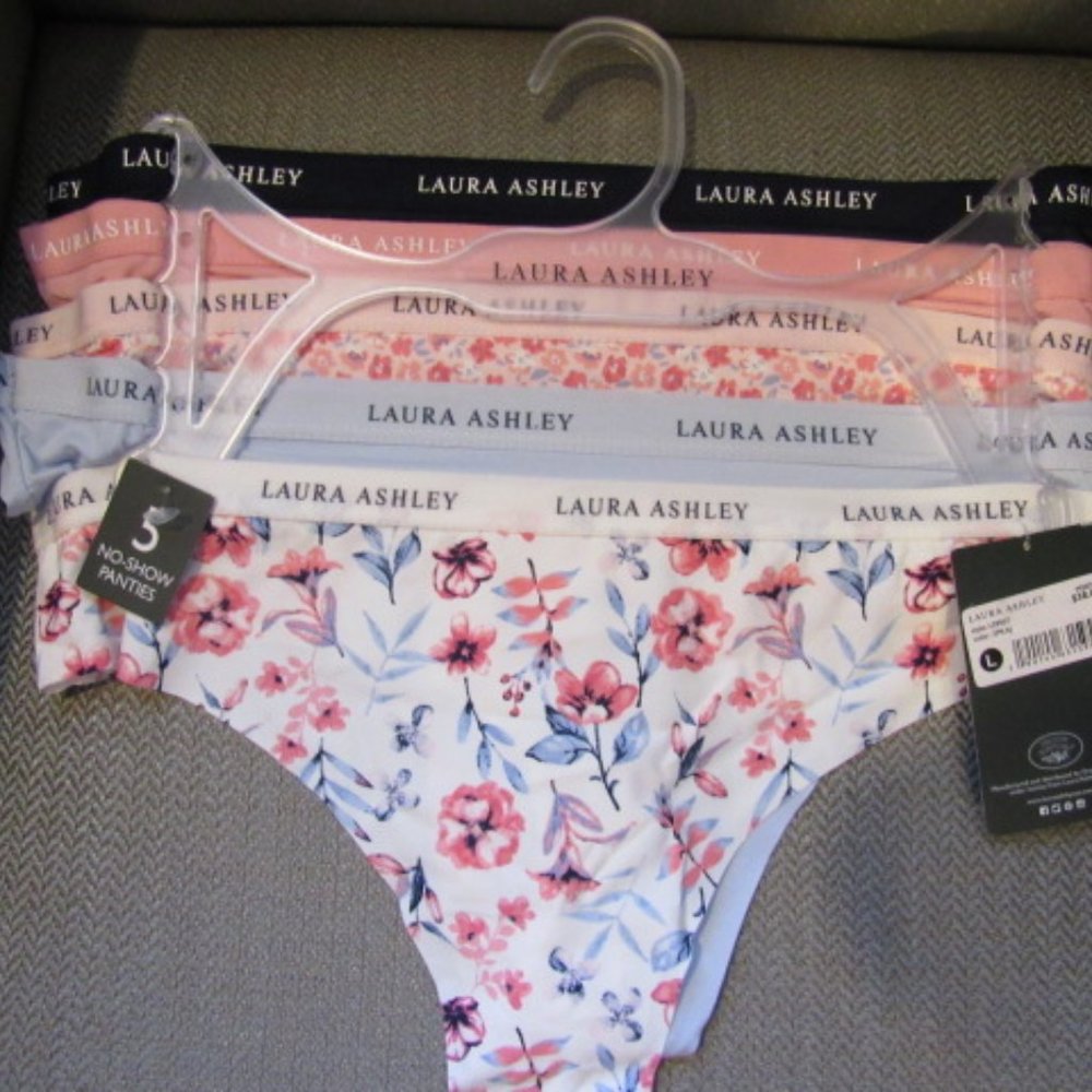 Laura Ashley set of 5 thongs